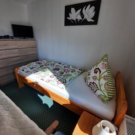 萨斯尼茨Ferienhaus In Hafennahe公寓 外观 照片