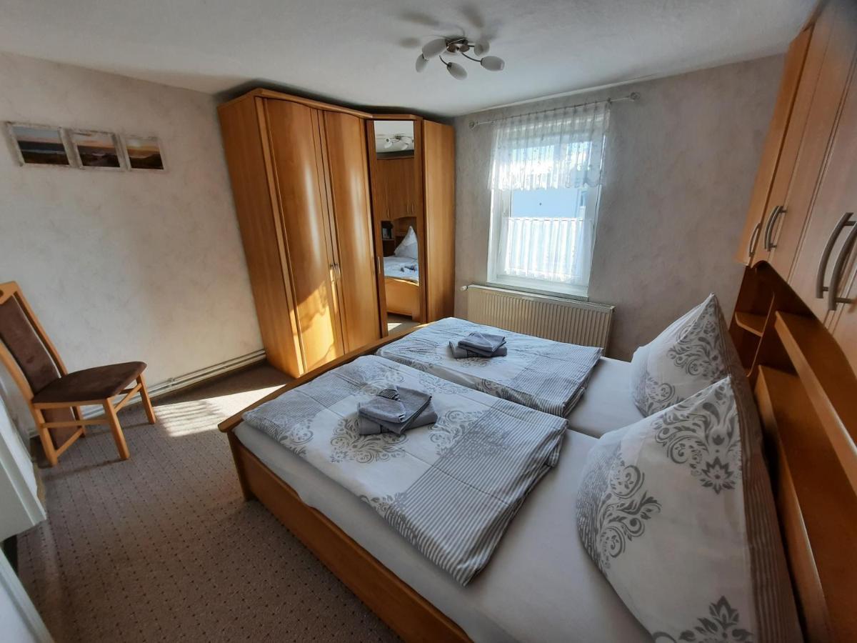 萨斯尼茨Ferienhaus In Hafennahe公寓 外观 照片