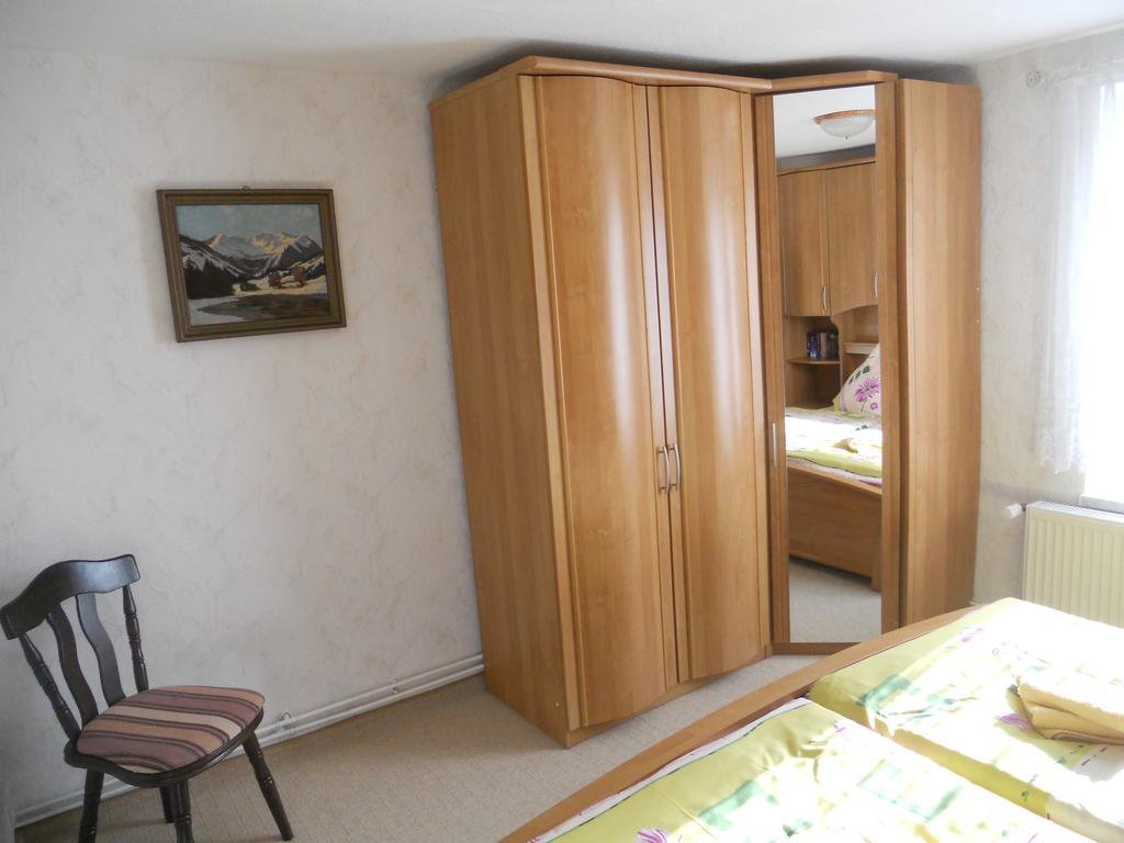 萨斯尼茨Ferienhaus In Hafennahe公寓 外观 照片